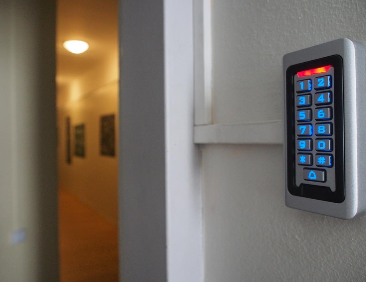 Amber Private Rooms Riga Ngoại thất bức ảnh